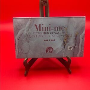 Prestige Mini-me Shiny Lip Gloss Set New In Box